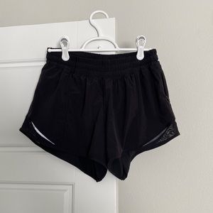 Lululemon Hotty Hot Low-Rise Shorts